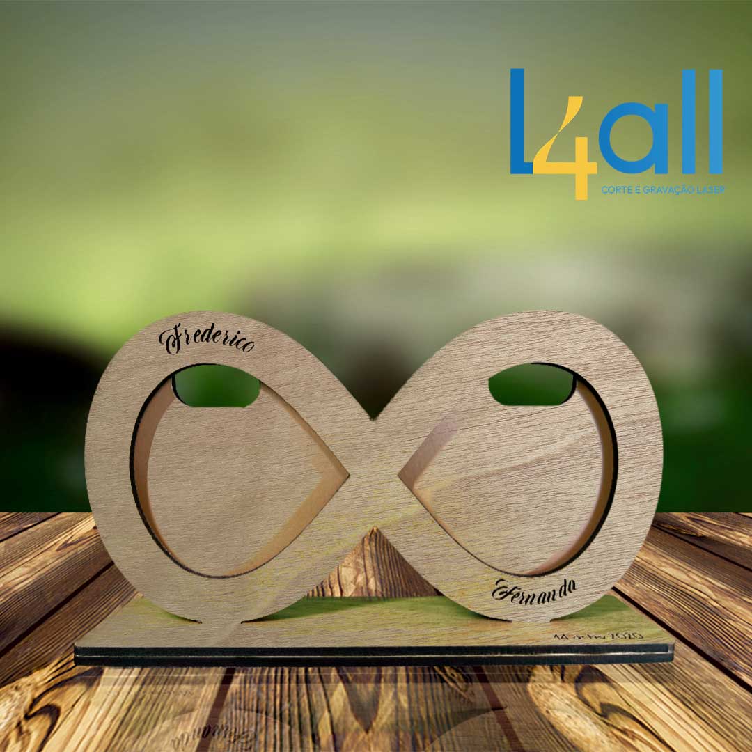 “Infinity” Frame